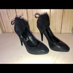 BCBG Black leather heels